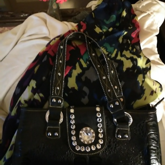 Sold - Picture 5 of 5